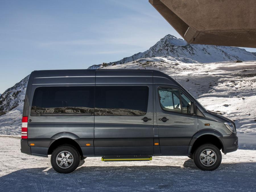  Mercedes-Benz Sprinter High Roof 4x4 2013 года  (фото 13 из 15)